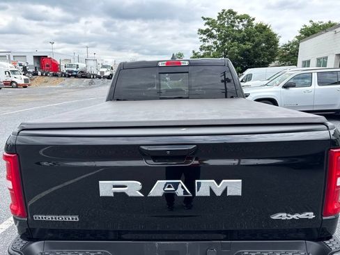 Used 2025 RAM 1500 Big Horn AWD/4WD image 9