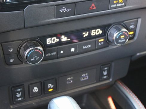 Used 2024 Nissan Frontier Pro-X w/ Pro Premium Package image 25