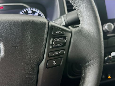 Used 2024 Nissan Frontier SV w/ SV Convenience Package image 26