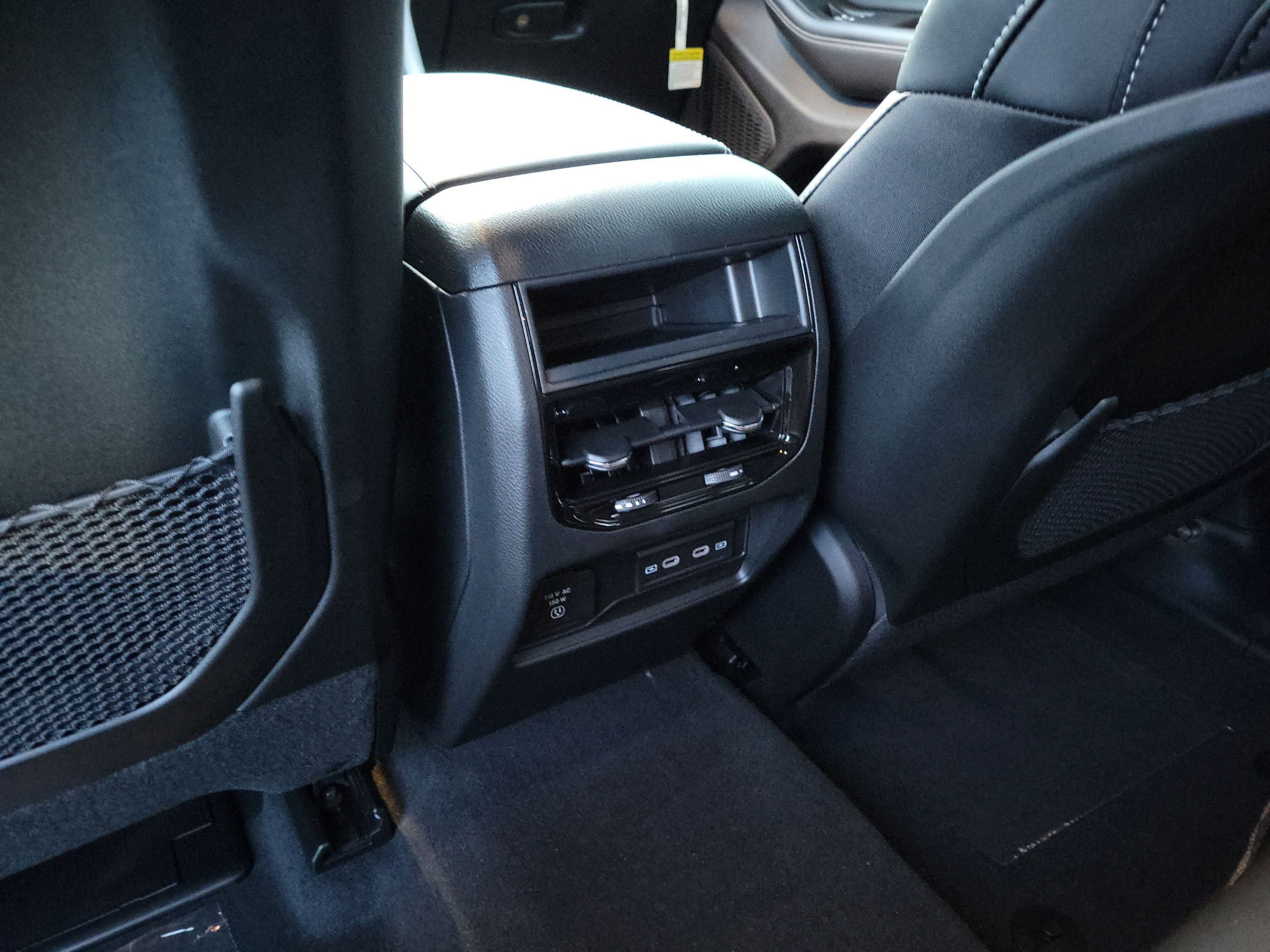 New 2027 Jeep Grand Cherokee Limited w/ Limited Altitude Package RWD image 11