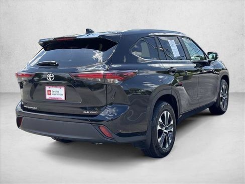 Certified 2026 Toyota Highlander XLE AWD/4WD image 5