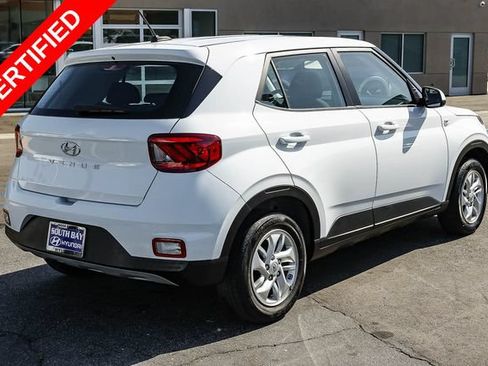 Certified 2024 Hyundai Venue SE FWD image 6
