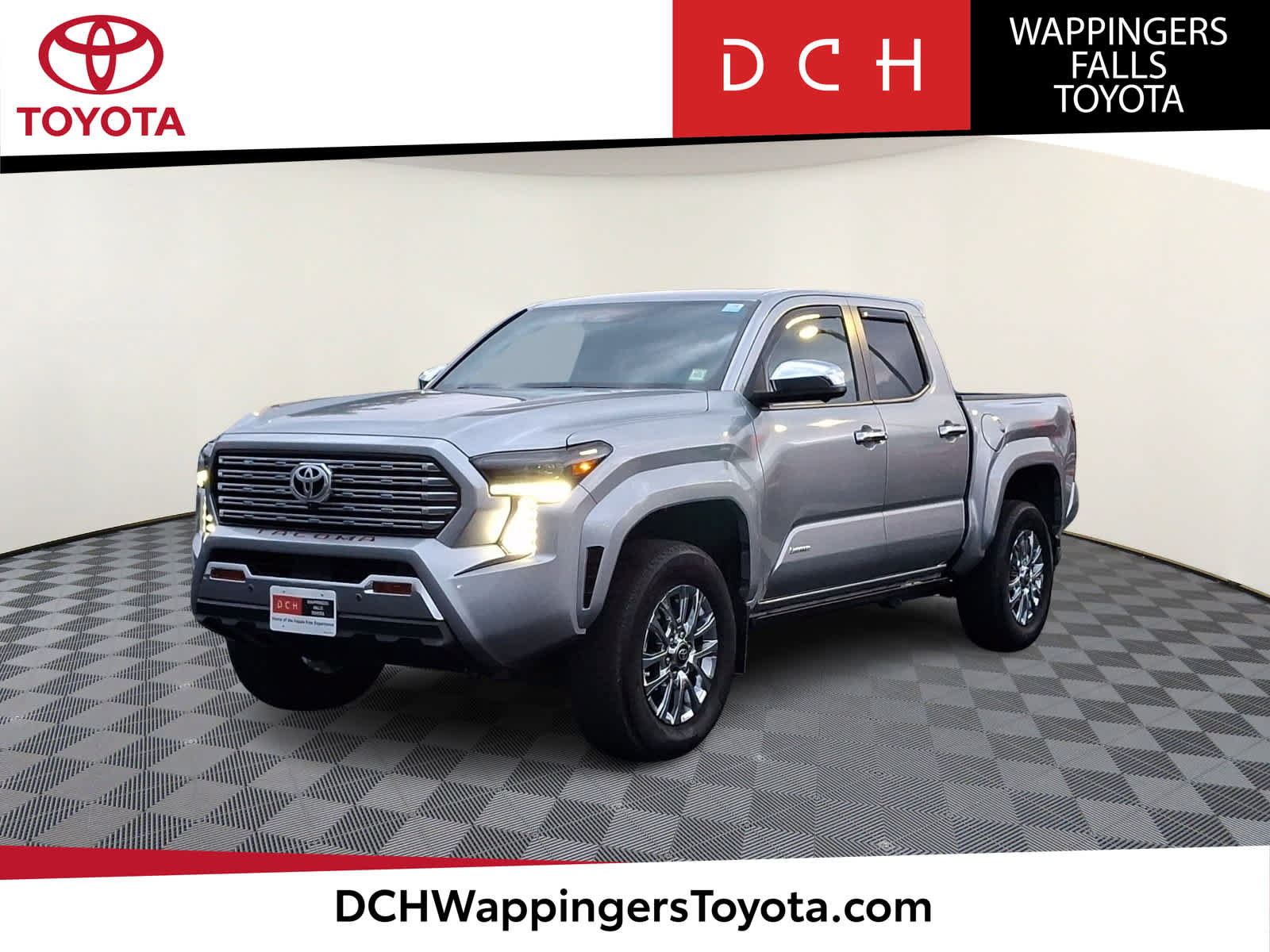 Used 2024 Toyota Tacoma Limited w/ Limited Package (LT) AWD/4WD image 1
