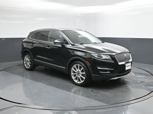 Used 2019 Lincoln MKC Reserve FWD image 26