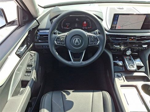 Certified 2025 Acura MDX SH-AWD image 11
