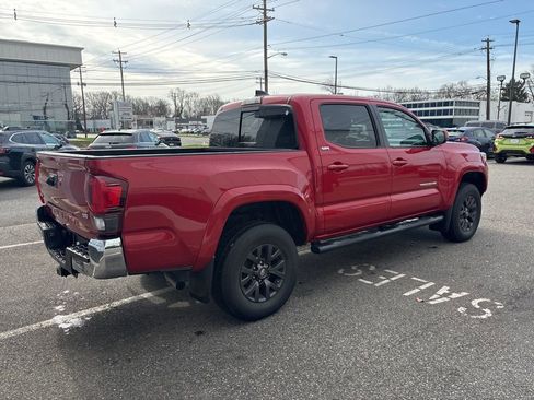 Used 2020 Toyota Tacoma SR5 image 5