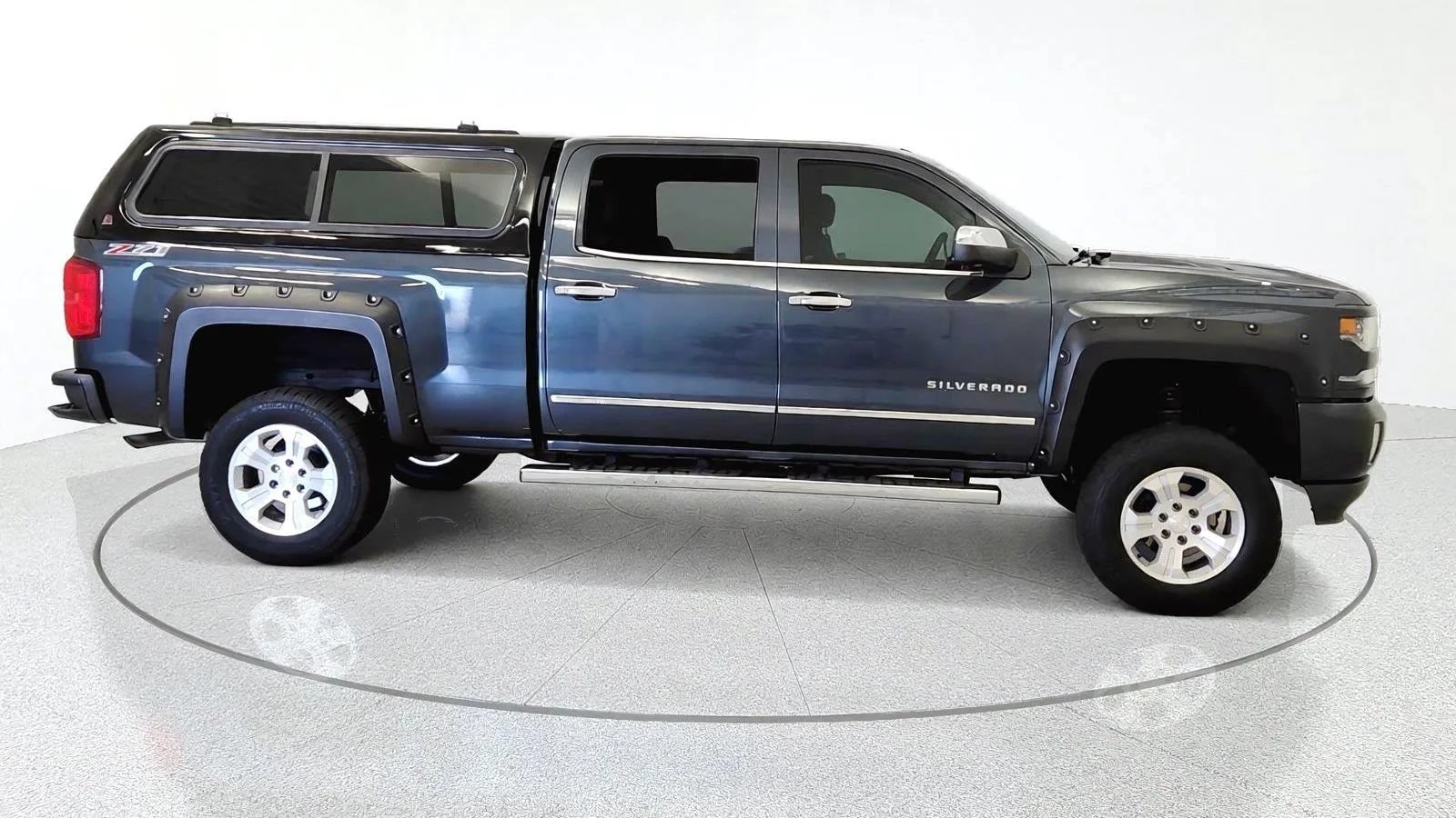 Used 2017 Chevrolet Silverado 1500 LTZ Z71 AWD/4WD image 10