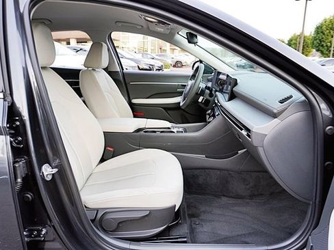 Certified 2024 Hyundai Sonata SEL image 12