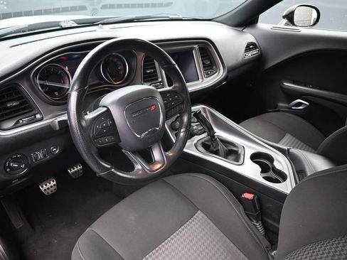 Used 2022 Dodge Challenger R/T Scat Pack RWD image 23