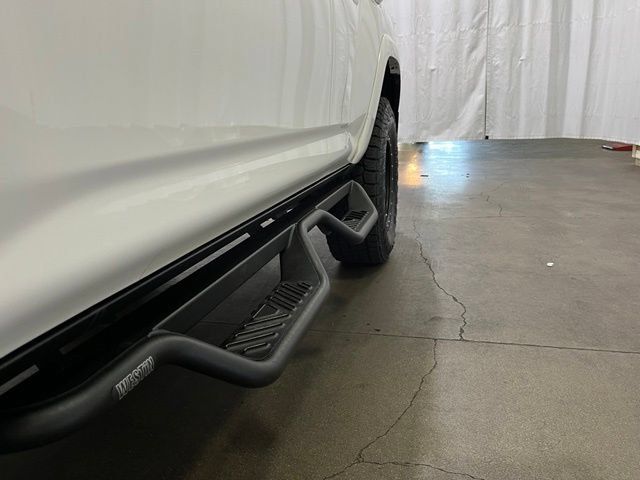 Used 2017 Toyota 4Runner TRD Off-Road Premium AWD/4WD image 23