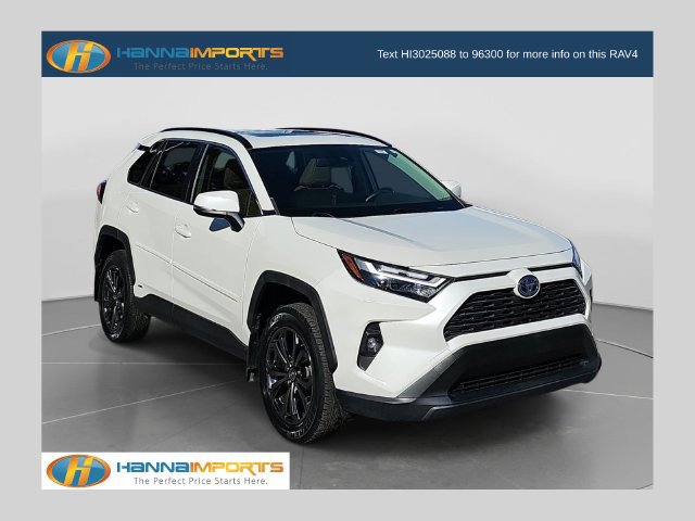 Used 2022 Toyota RAV4 XLE Premium AWD/4WD image 1