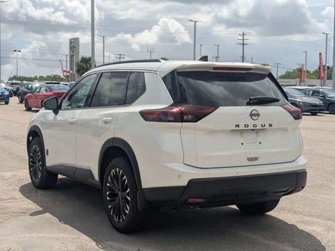 New 2026 Nissan Rogue SV FWD image 5