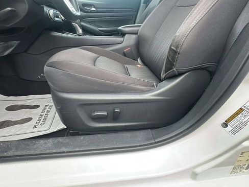 Used 2020 Nissan Altima 2.5 S FWD image 9