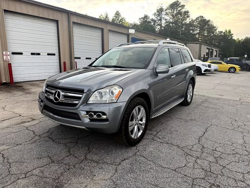 Used 2010 Mercedes-Benz GL 450 4MATIC w/ Premium 1 Pkg image 1