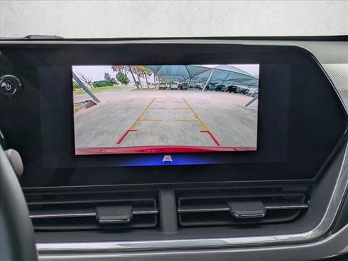 Used 2024 Chevrolet Trax ACTIV FWD image 14