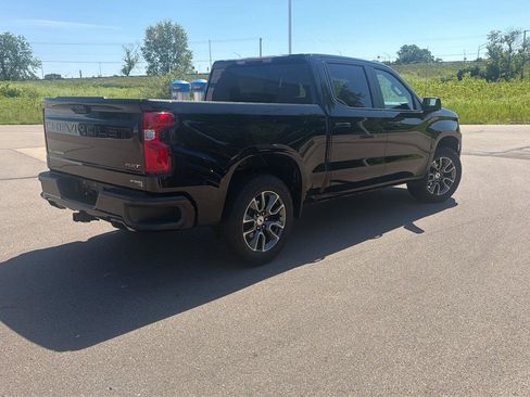 Used 2023 Chevrolet Silverado 1500 RST w/ Z71 Off-Road Package AWD/4WD image 5