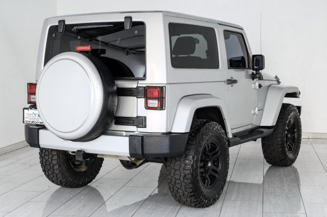 Used 2012 Jeep Wrangler Sahara AWD/4WD image 6