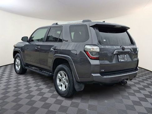 Used 2019 Toyota 4Runner SR5 Premium image 4