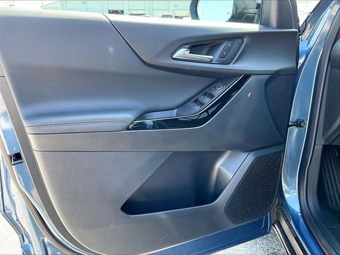 New 2026 Chevrolet Equinox LT w/ Midnight Edition FWD image 23