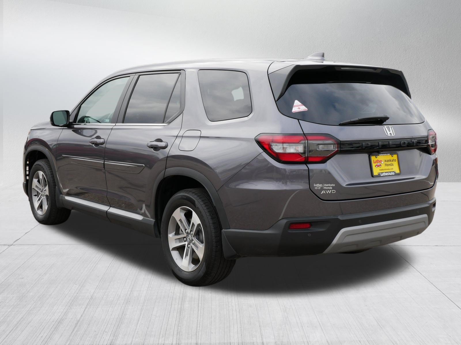 Certified 2025 Honda Pilot EX-L image 5