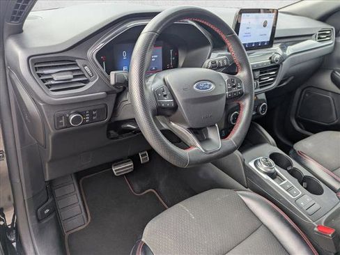 Used 2023 Ford Escape ST-Line image 9