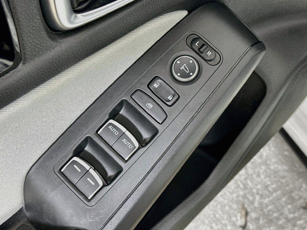 Used 2025 Honda Civic Sport image 22