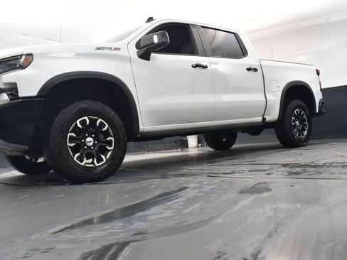 Certified 2022 Chevrolet Silverado 1500 ZR2 w/ Technology Package image 24