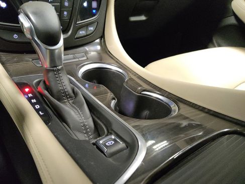 Used 2020 Buick Envision Premium w/ LPO, Active Package AWD/4WD image 26