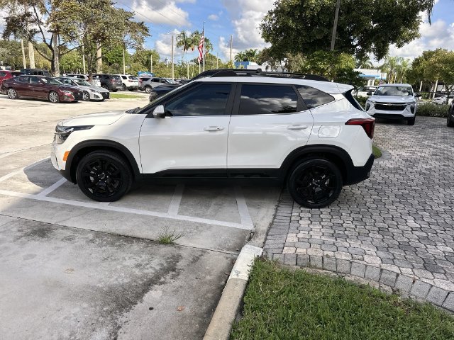 Used 2024 Kia Seltos X-Line AWD/4WD image 32