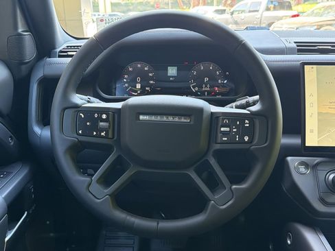 New 2026 Land Rover Defender 130 X-Dynamic SE AWD/4WD image 23