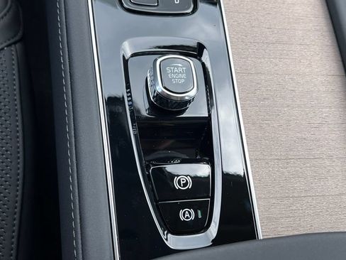 New 2026 Volvo XC90 B6 Plus w/ Protection Package Premier AWD/4WD image 31