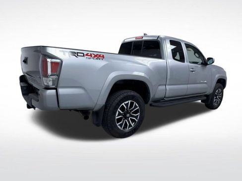 Certified 2021 Toyota Tacoma TRD Sport w/ Technology Package AWD/4WD image 9