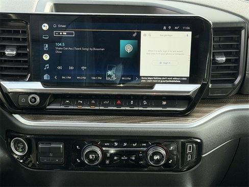 Used 2022 Chevrolet Silverado 1500 RST image 19