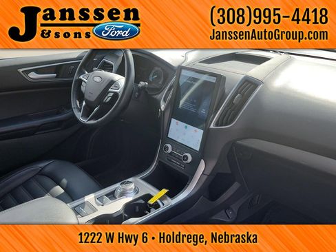 Used 2023 Ford Edge SEL AWD/4WD image 8