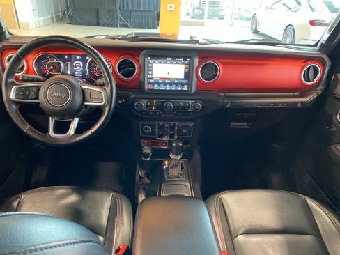 Used 2020 Jeep Wrangler Unlimited Rubicon w/ Dual Top Group image 14