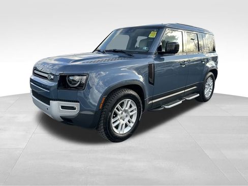 Used 2024 Land Rover Defender 110 S image 3