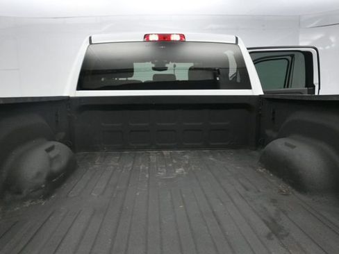 Used 2023 RAM 2500 Big Horn w/ Level 1 Equipment Group image 18