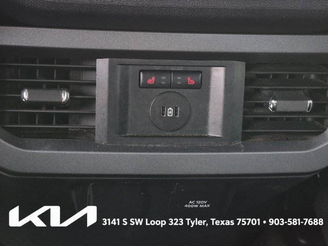 Used 2023 Ford F250 Lariat w/ FX4 Off-Road Package AWD/4WD image 26