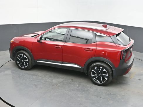 Certified 2025 Nissan Kicks SV image 34