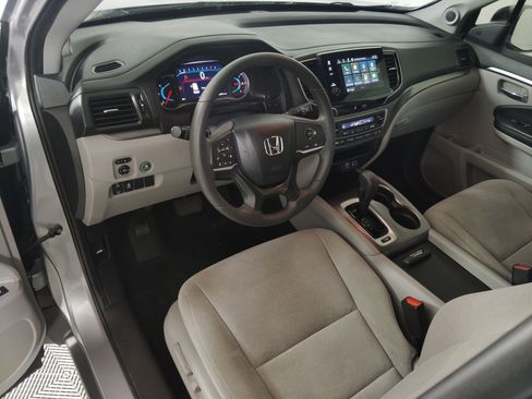 Used 2020 Honda Pilot EX image 4