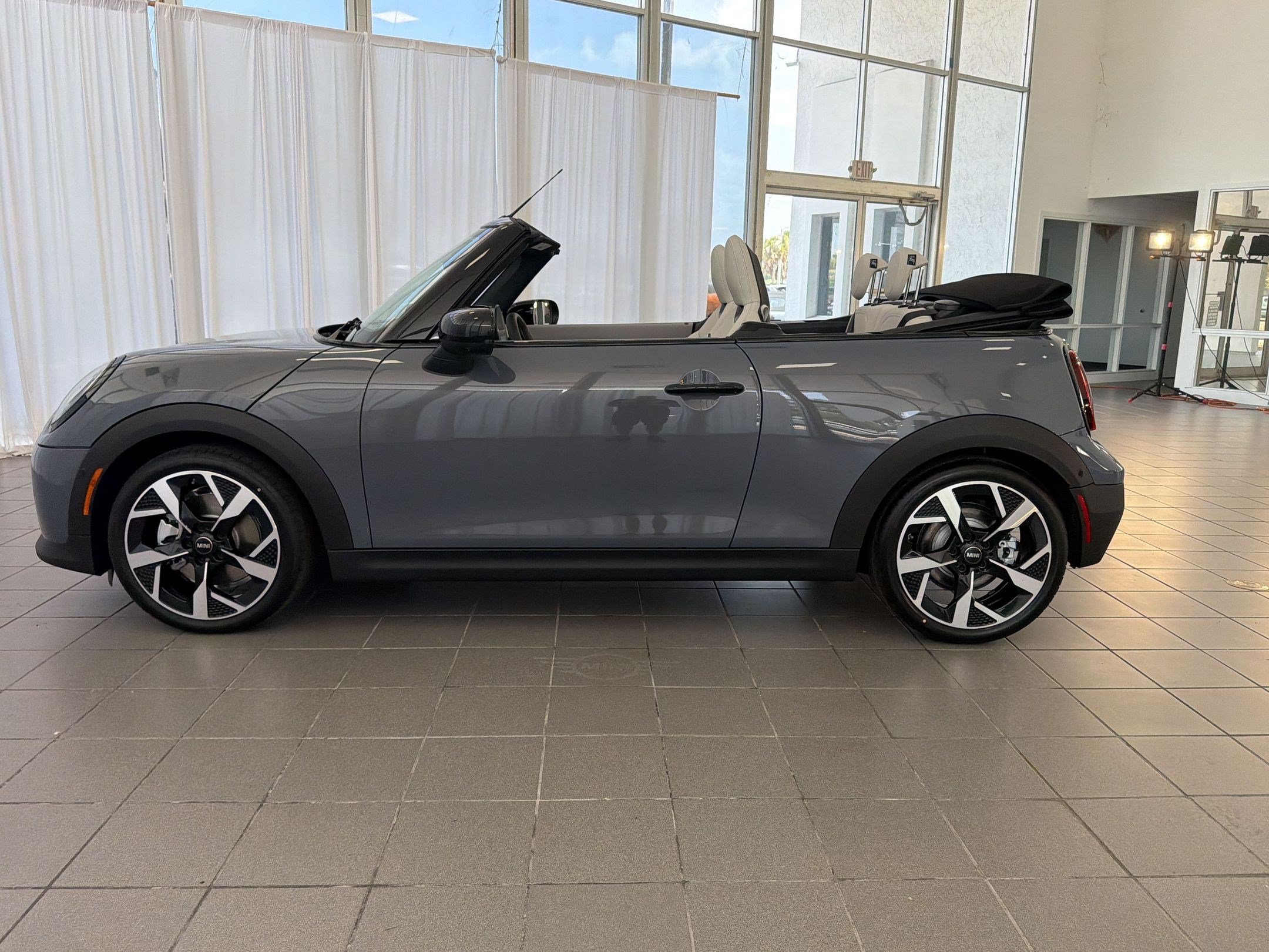 New 2026 MINI Cooper S FWD image 2