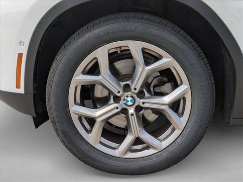 Used 2024 BMW X3 xDrive30i w/ Convenience Package AWD/4WD image 9
