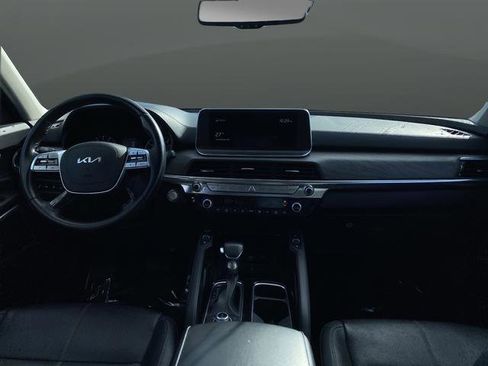 Used 2022 Kia Telluride EX w/ EX Premium Package image 5