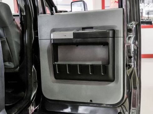 Used 2015 Ford F250 XLT w/ XLT Value Package image 37