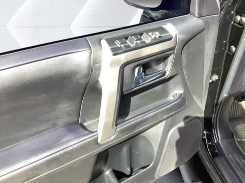 Used 2024 Toyota 4Runner SR5 image 12