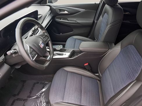 Used 2024 Buick Envista Preferred w/ Convenience I Package FWD image 11