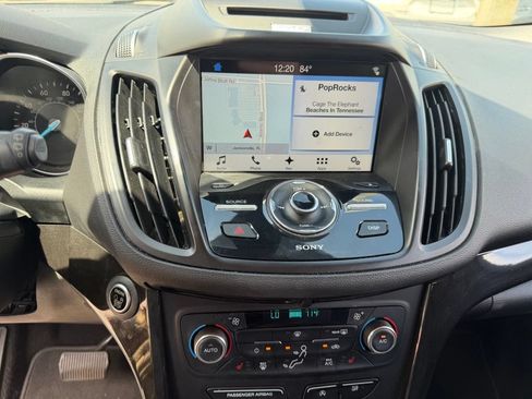 Used 2017 Ford Escape Titanium FWD image 27