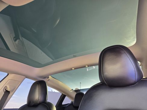 Used 2021 Tesla Model 3 Long Range image 21