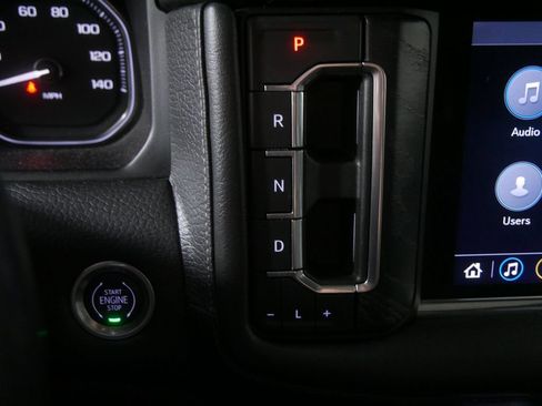 Used 2021 GMC Yukon Denali w/ Denali Premium Package AWD/4WD image 25