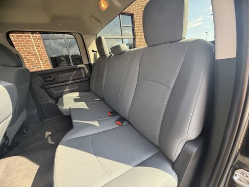 Used 2018 RAM 3500 Tradesman w/ Chrome Appearance Group AWD/4WD image 18